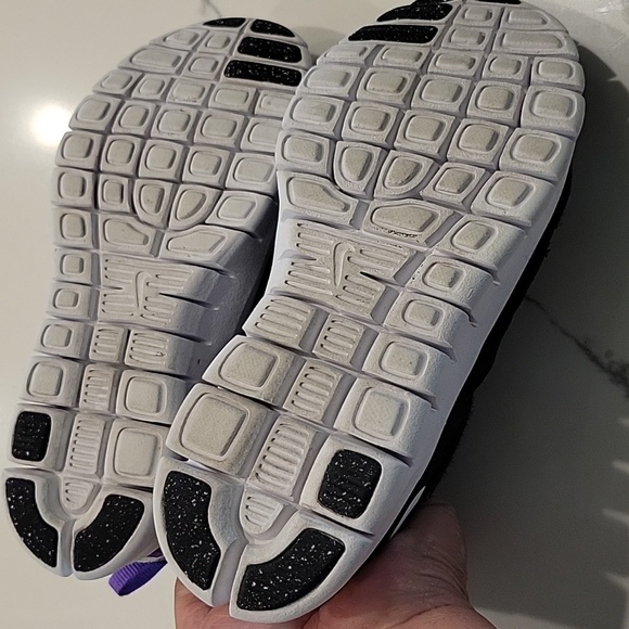 Nike Athletic Shoes - Picture 4 of 4